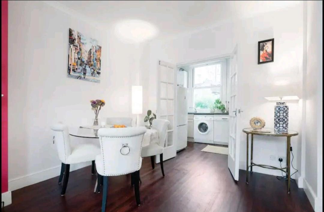 Stylish Room With Private Bath & Terrace In Super Central Clapham Junction Minutes From Victoria, Waterloo 伦敦 外观 照片