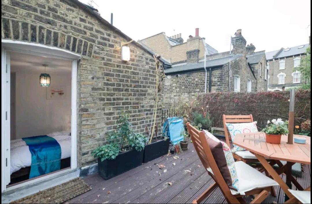 Stylish Room With Private Bath & Terrace In Super Central Clapham Junction Minutes From Victoria, Waterloo 伦敦 外观 照片